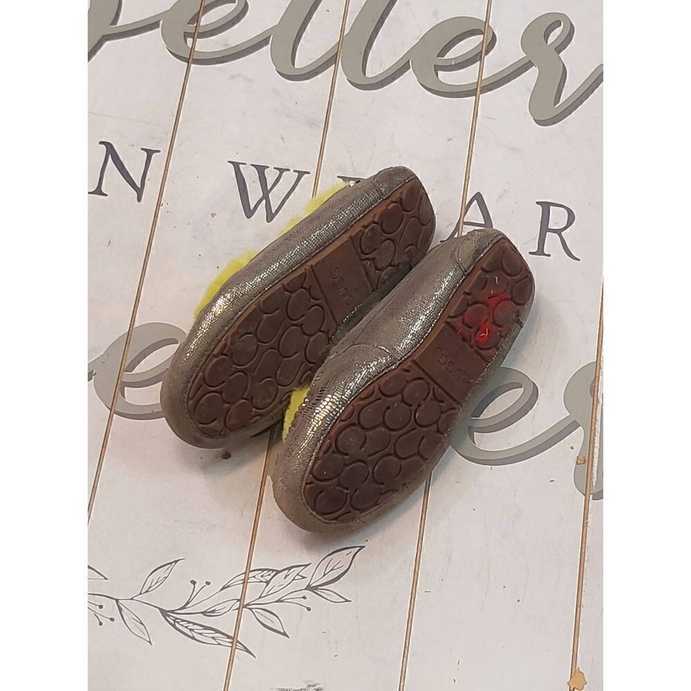 Quggs slippers - Picture 2 of 5